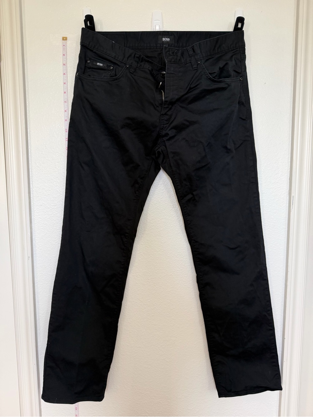 Boss Men's Black Relaxed Jeans